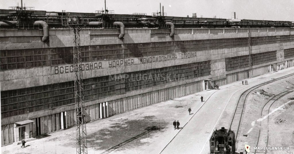 Новопостроенный сортопрокатный цех, предположительно1965 год, История, Черно-белые, Строительство