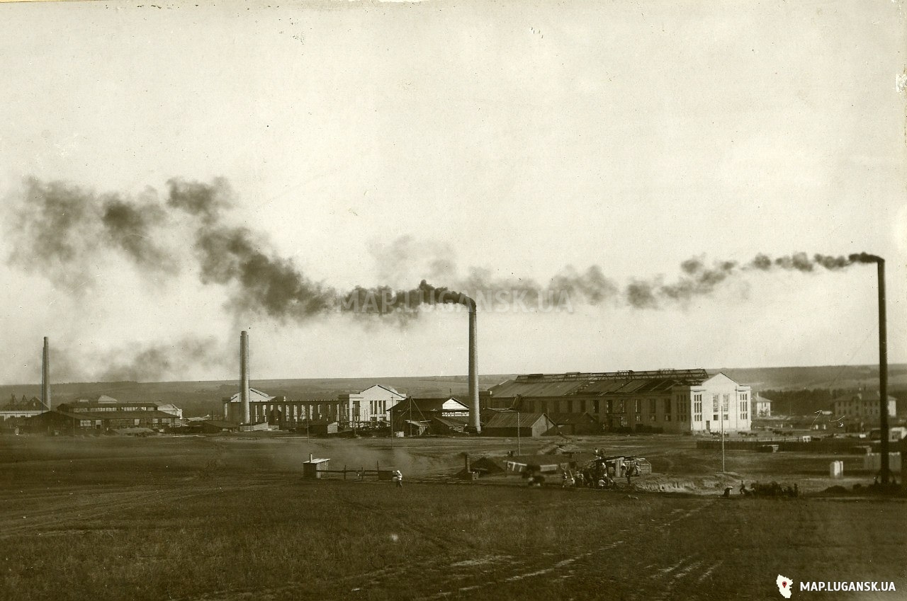 Завод Руско-краска, 1916 год, История, Черно-белые