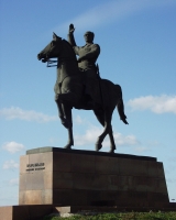 Памятник Клименту Ворошилову
