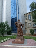 Памятник Владимиру Далю - Казаку Луганскому 