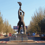 Памятник Труженику Луганщины, Современные, Достопримечательности, Цветные