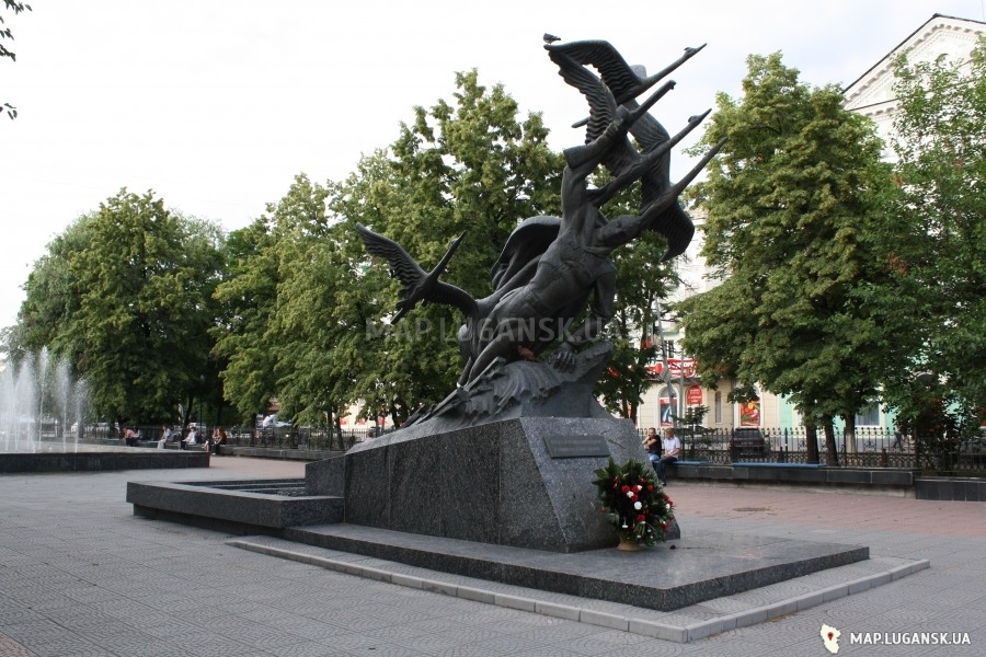 Могила неизвестного солдата (памятник Журавли), Современные, Достопримечательности, Цветные
