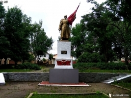 Памятник в честь погибших воинов-освободителей Луганска
