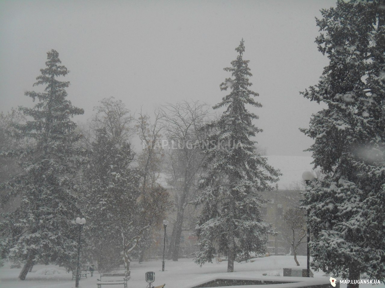 Луганск, 30 ноября 2014 года, Осень, День, Пасмурно, Снег