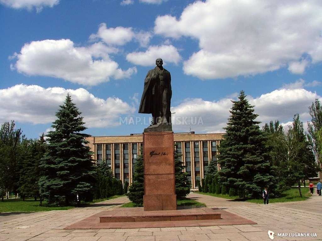 Красный Луч, памятник В.И. Ленину, горисполком, История, Любительские