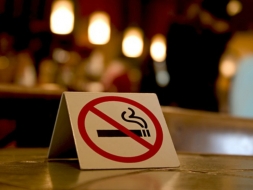 Заменить сигареты на сладости предложили студенты луганского вуза