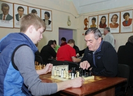 Шахматный турнир среди людей с ограниченными возможностями прошёл в Луганске.