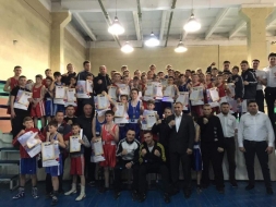 Юные луганчане завоевали 24 медали на республиканских соревнованиях по боксу.