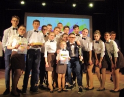 Команда КВН «Кураж» завоевала кубок первого республиканского фестиваля КВН.